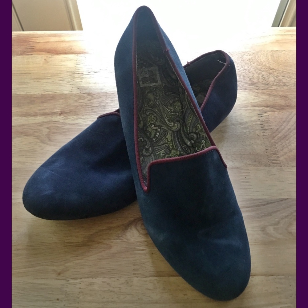 Navy blue loafers with purple trim!